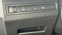 Peugeot 3008 HYBRID 225ch Allure e-EAT8 — photo 17