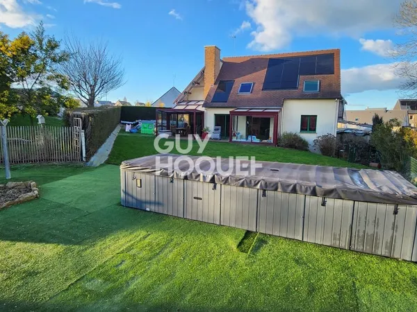Maison à vendre de 9 pièces de 163.9 m²