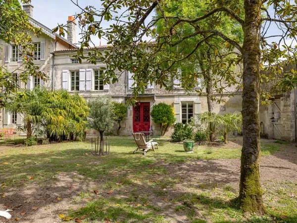 Maison 4 pièces 212 m²