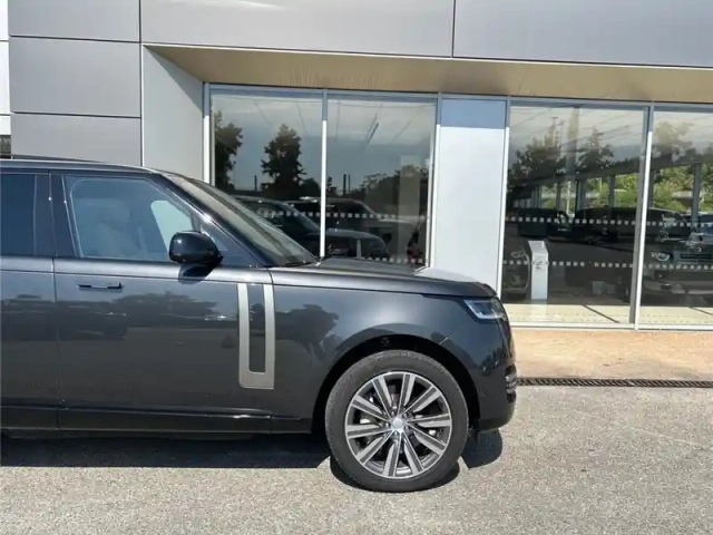 Land Rover Range Rover swb p510e phev awd — photo 21