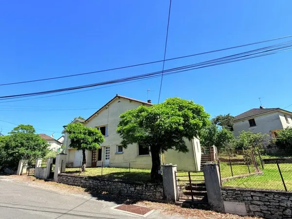 MAISON DEUX LOGEMENTS A RENOVER