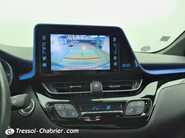 Toyota C-Hr 1.2t 2wd graphic — photo 10