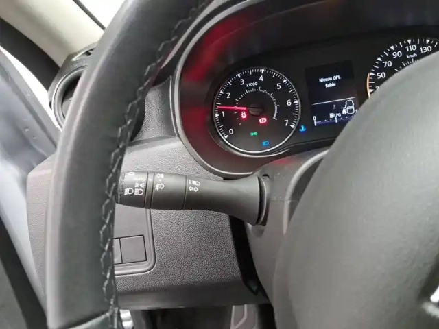 Dacia Duster eco-g 100 4x2 — photo 29