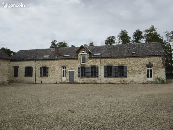 Maison 12 pièces 327 m²
