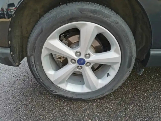 Ford Edge titanium 4x4 2.0 tdci 180 ch b — photo 7