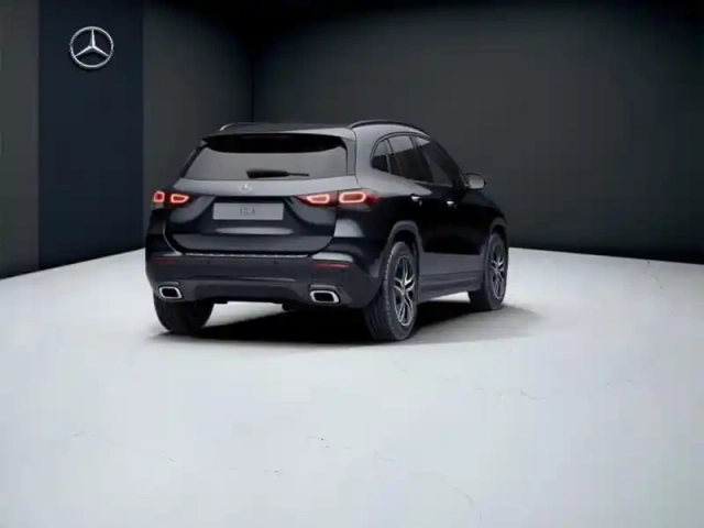Mercedes Gla 200 d progressive line — photo 23