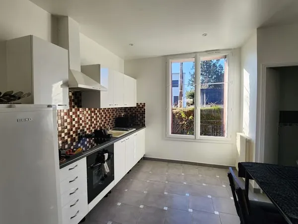 Studio 1 pièce 28 m²