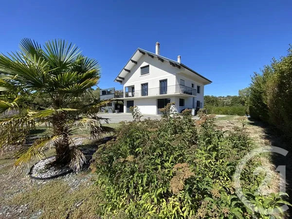 Maison 6 pièces 196 m²