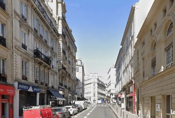 Local restauration rapide 83 m²