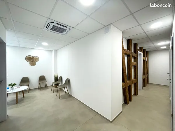 Local commercial 82 m² OBERHAUSBERGEN