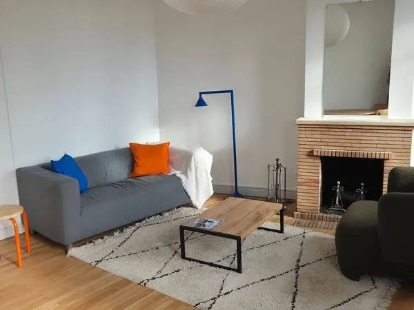 Appartement 4 pièces 10 m²
