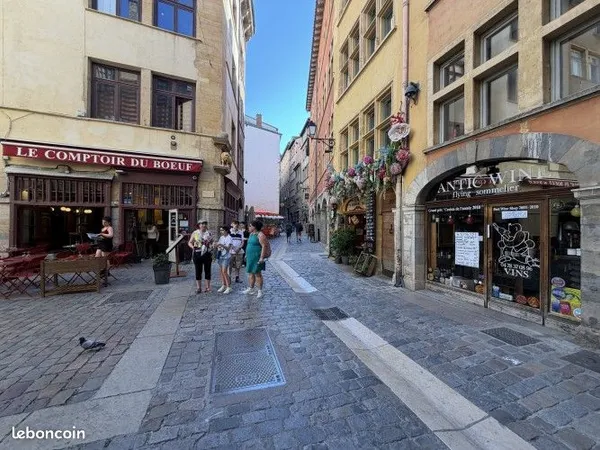 Commerce beauté/coiffure 36 m²