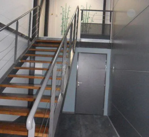 Bureau 184 m²