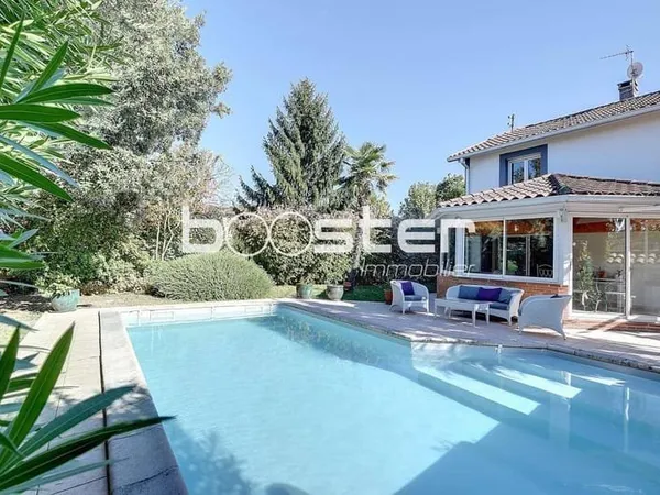 Maison 6 pièces 165 m²