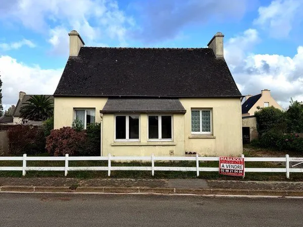 Maison 6 pièces - 94 m² - 4 chambres - Terrain 631 m² - Ploudaniel
