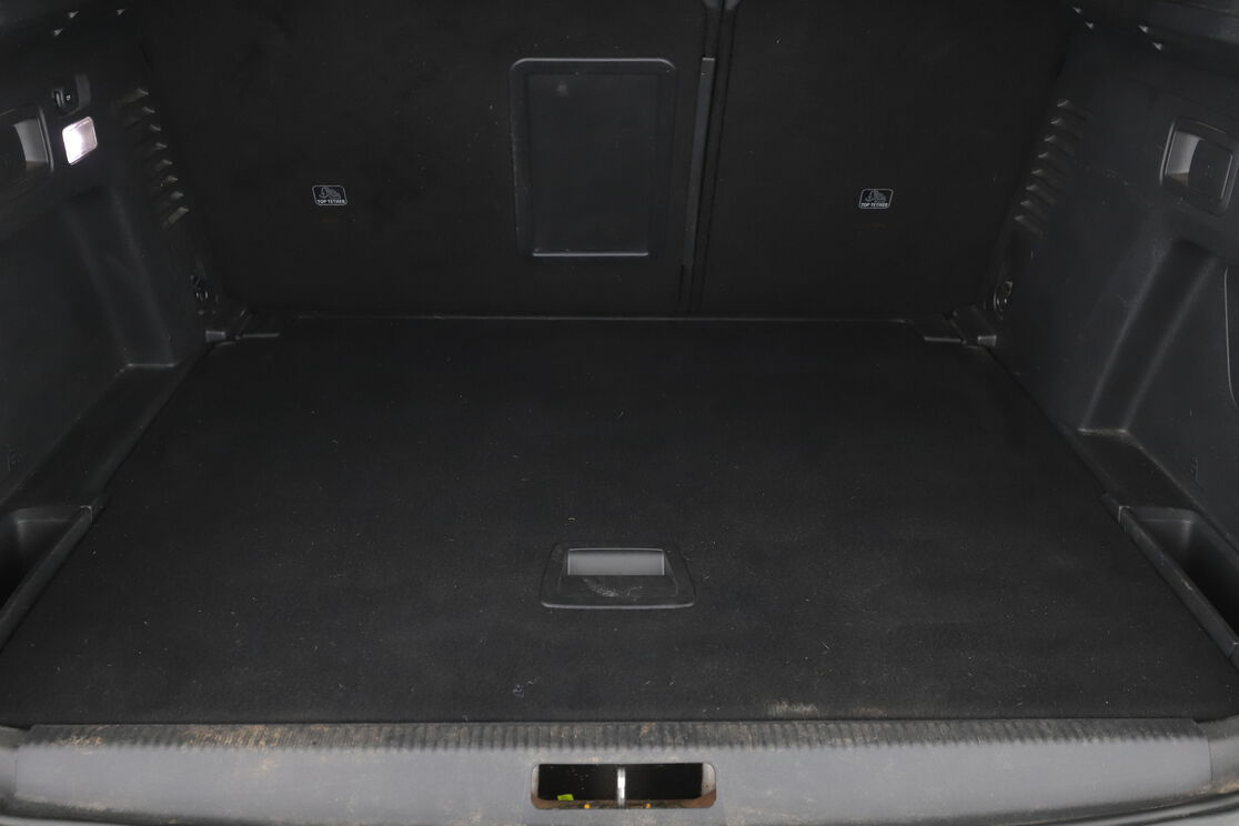 Peugeot 3008 1.6 Blue-HDi Allure Business EAT6 — photo 16