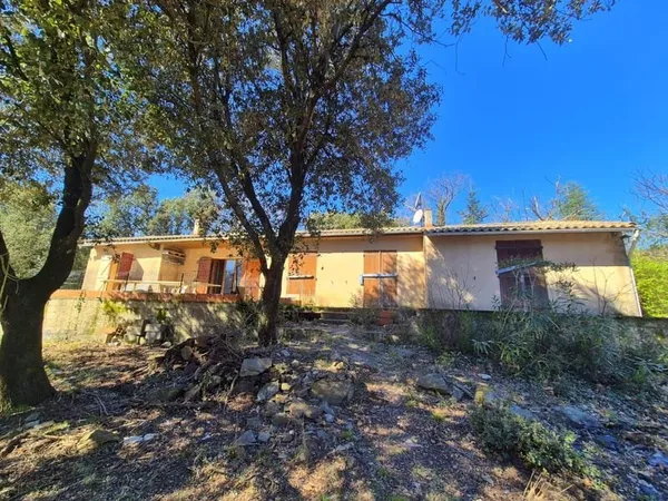 Bien agricole et foncier Vente Olargues 10p 200m² 335000€