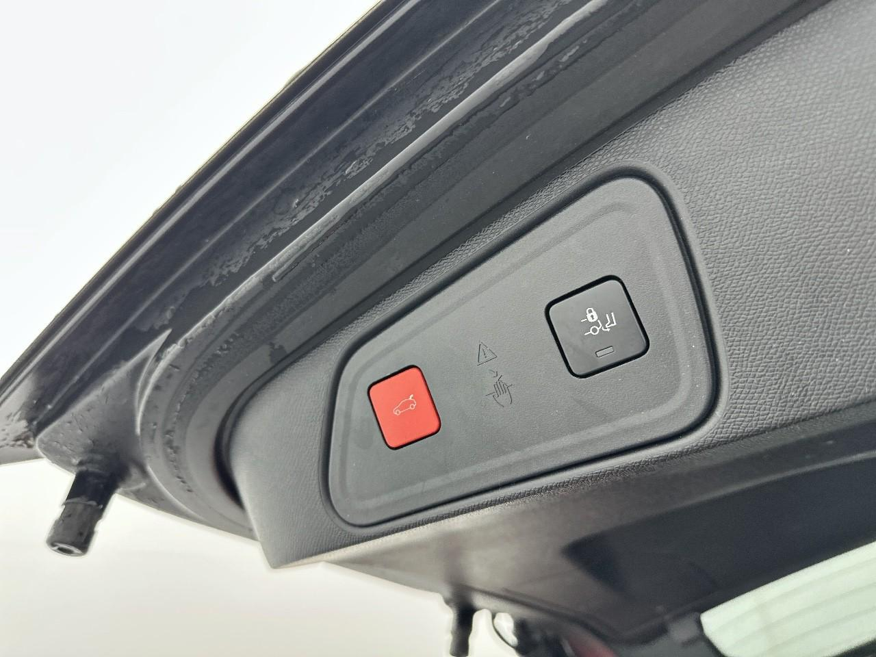 Peugeot 3008 hybrid 225 e-eat8 allure — photo 33