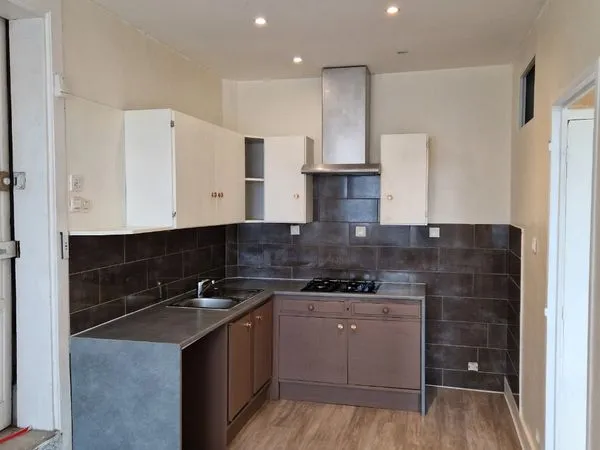 Appartement Location Saint-Genest-Lerpt 2p 30m² 460€