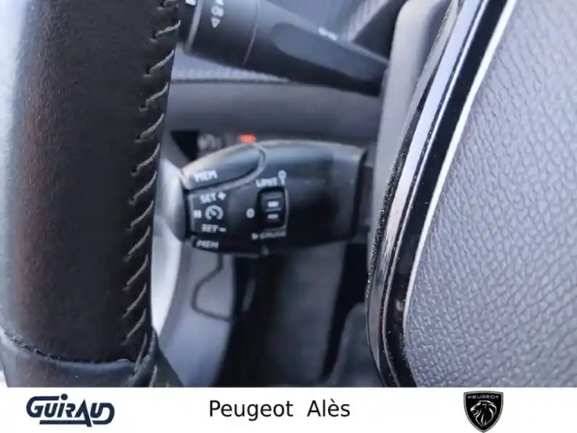 Peugeot 208 puretech 100 s&amp;s bvm6 — photo 63