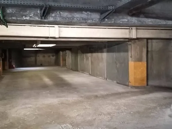 Parking 13 m²