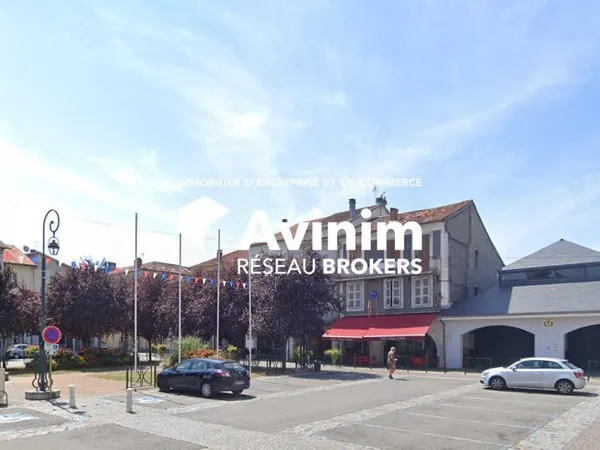 Boutique 45 m² Montréjeau