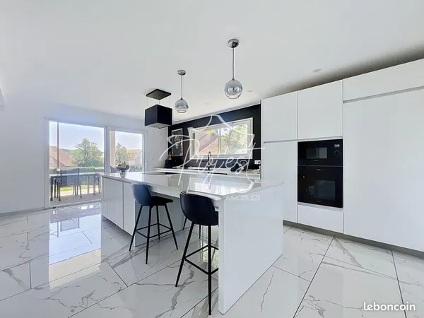 Maison 7 pièces 146 m²