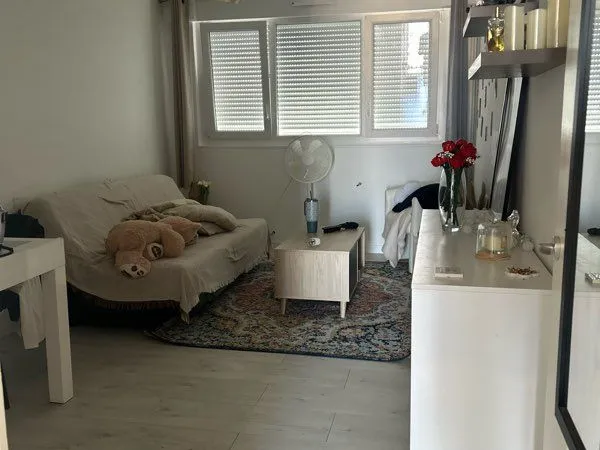 Location studio meublé