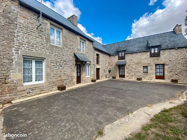 Propriété 8 pièces 169 m²