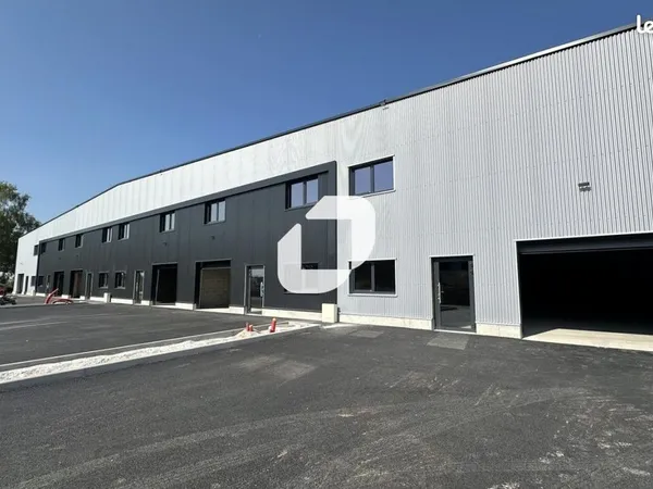 Local d'activité 327 m²