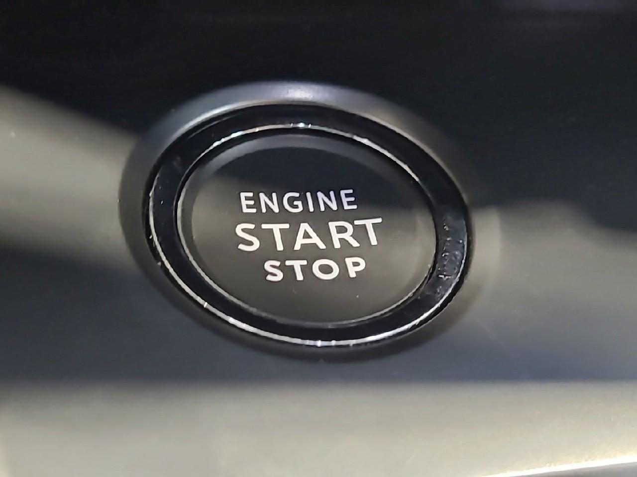 Peugeot 308 sw phev 180 e-eat8 gt — photo 30