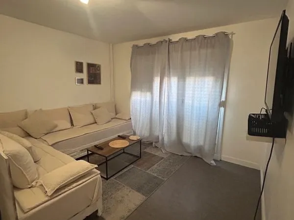 T2 lumineux 53 m² - Résidence sécurisée - Proche commerces