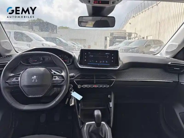 Peugeot 208 puretech 75 s&amp;s bvm5 — photo 8