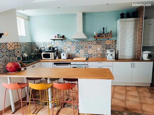 Maison avec jardin, proche centre 🏠