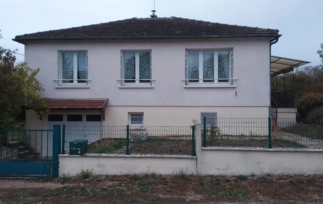 Photo 1