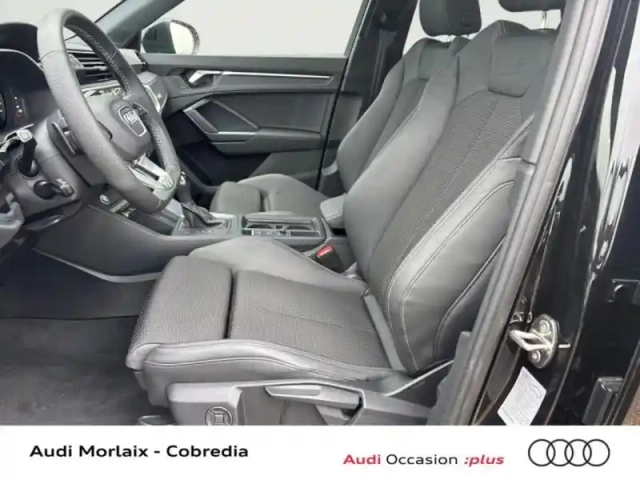 Audi Q3 35 tfsi 150ch s line plus s tronic 7 — photo 32