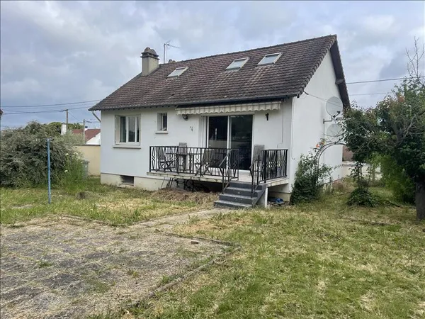 Maison en pierre de 5 pièces principales
