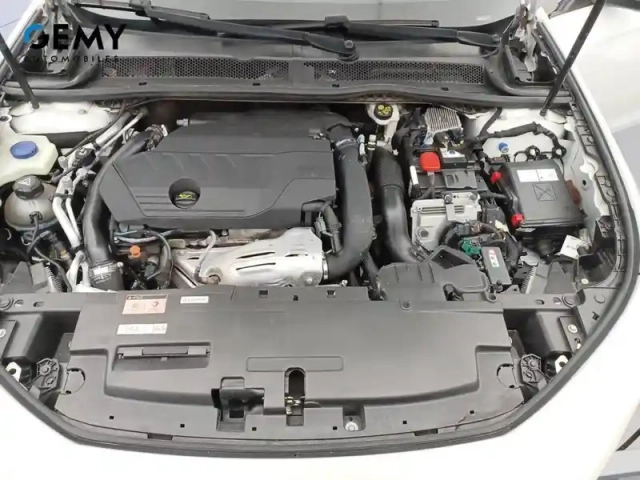 Peugeot 508 sw hybrid 225 e-eat8 — photo 12