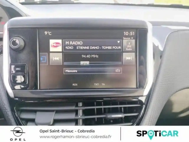 Peugeot 2008 1.2 puretech 110ch allure s&amp;s eat6 — photo 15