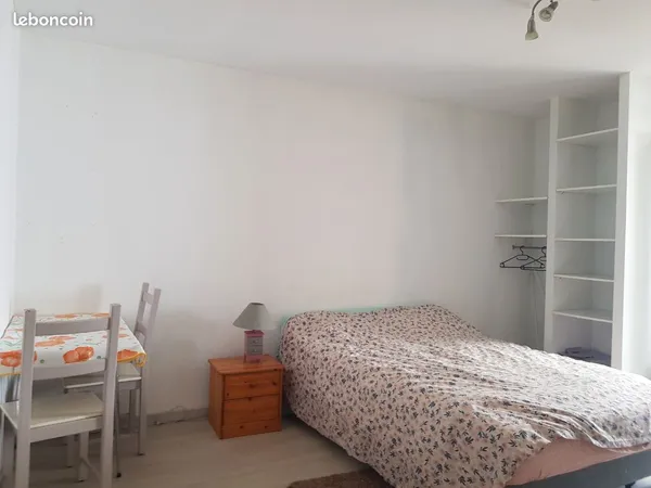 Chambre meublée chez l'habitant