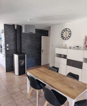 Maison 2007 avec fort potentiel, piscine, clim, sous sol complet, en exclusivité