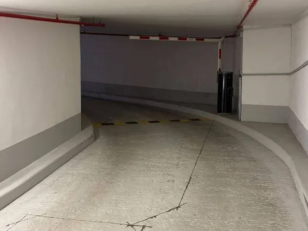 Parking 750 m²