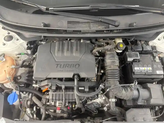 Hyundai I20 1.0 t-gdi 100 dct-7 hybrid 48v — photo 23