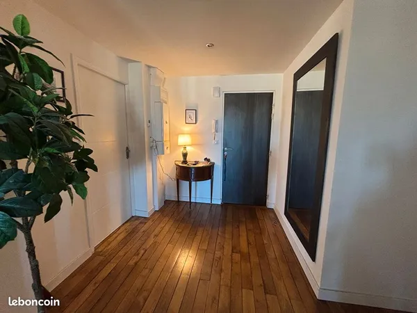 Duplex 5 pièces 131 m²
