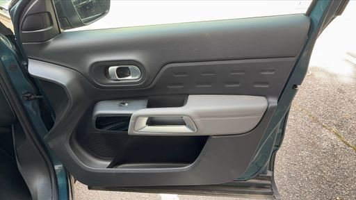 Citroen C5 Aircross 1.5 BlueHDi 130 EAT8 - Shine – 2020 – 142741 km – Diesel – Boîte Automatique — photo 37