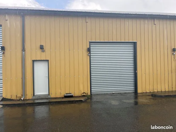 Local 160 m² Lannion
