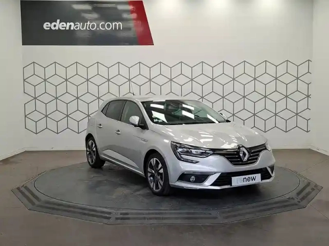 Renault Megane mégane iv berline blue dci 115 edc — photo 7