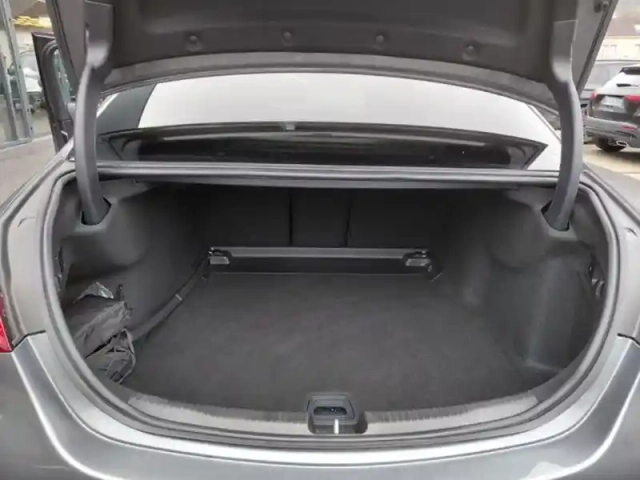 Mercedes Classe C 220 d berline amg lin — photo 10