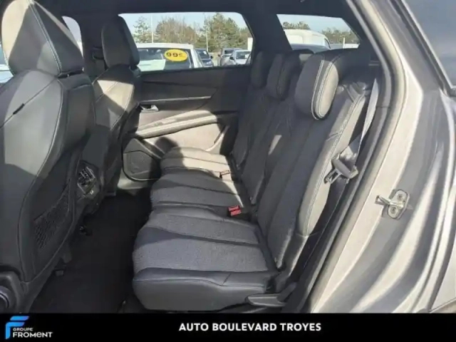 Peugeot 5008 1.5 bluehdi 130ch s&amp;s allure pack eat8 — photo 13