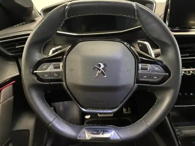 Peugeot 208 1.2 puretech 100ch s&amp;s gt eat8 — photo 15